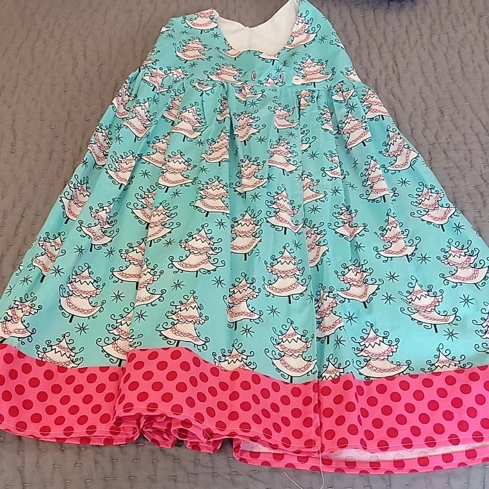 Handmade Girls Festive Christmas Dress - Picture 5 of 10